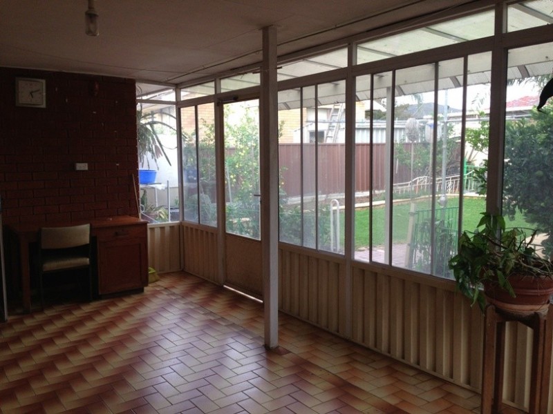 19 Oak Drive, Georges Hall NSW 2198