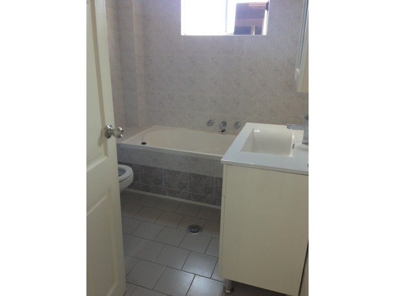 4/14-16 Gordon Street, Bankstown NSW 2200