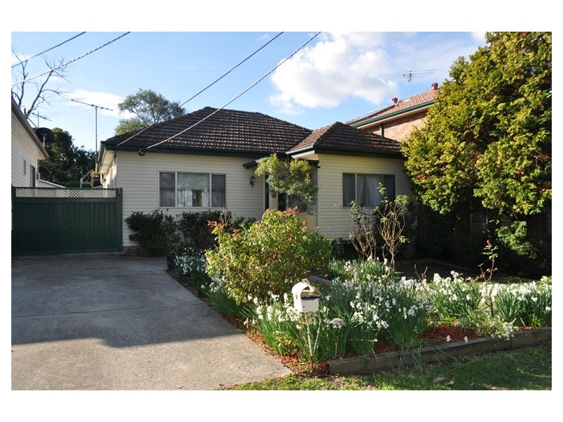 4 Merle Street, Bass Hill NSW 2197