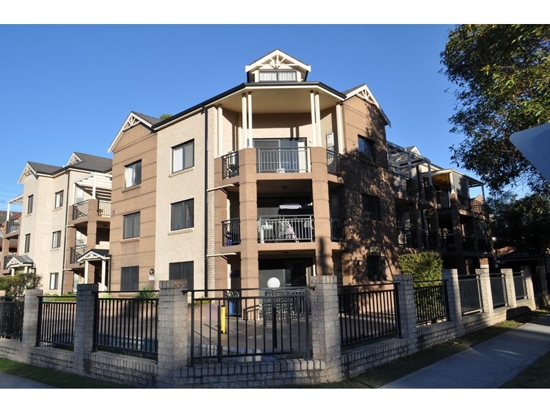 1/41-43 Cairds Avenue, Bankstown NSW 2200