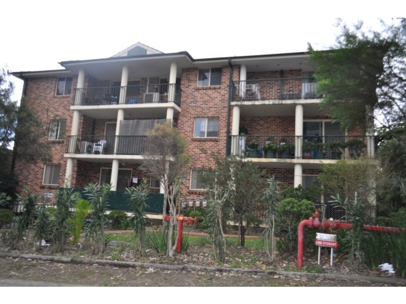 1/142 Meredith Street, Bankstown NSW 2200