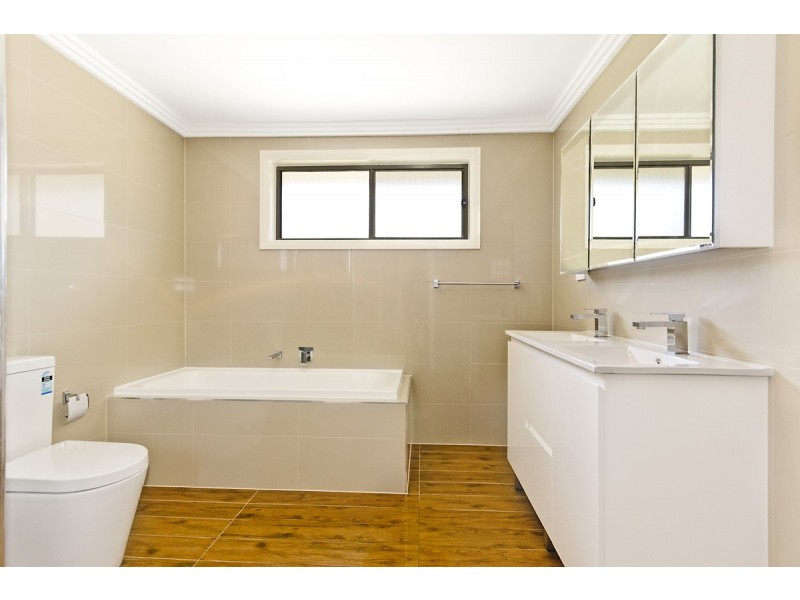 2/97 Market Street, Condell Park NSW 2200