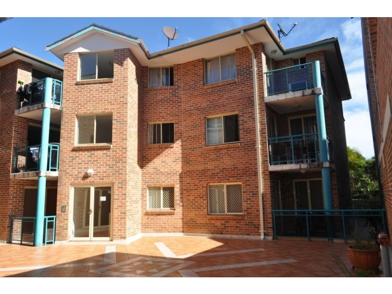 15/1 Rickard Road, Bankstown NSW 2200