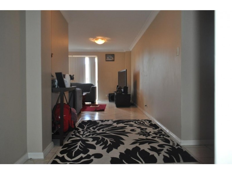 15/1 Rickard Road, Bankstown NSW 2200