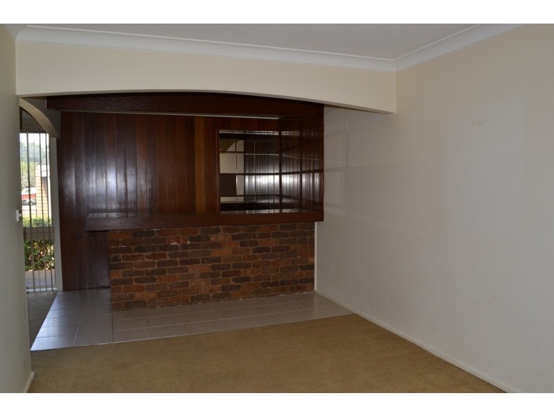 15 Gilliver Crescent, Greenacre NSW 2190