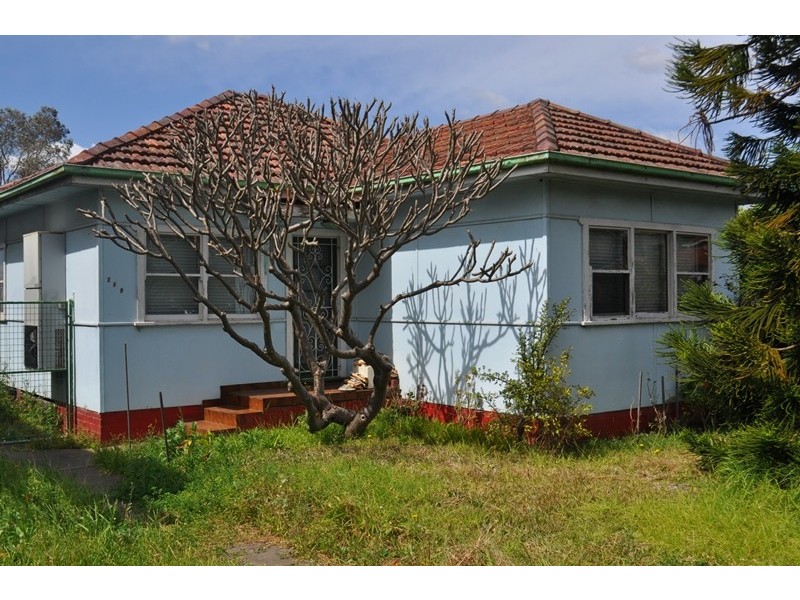 219 Noble Avenue, Greenacre NSW 2190