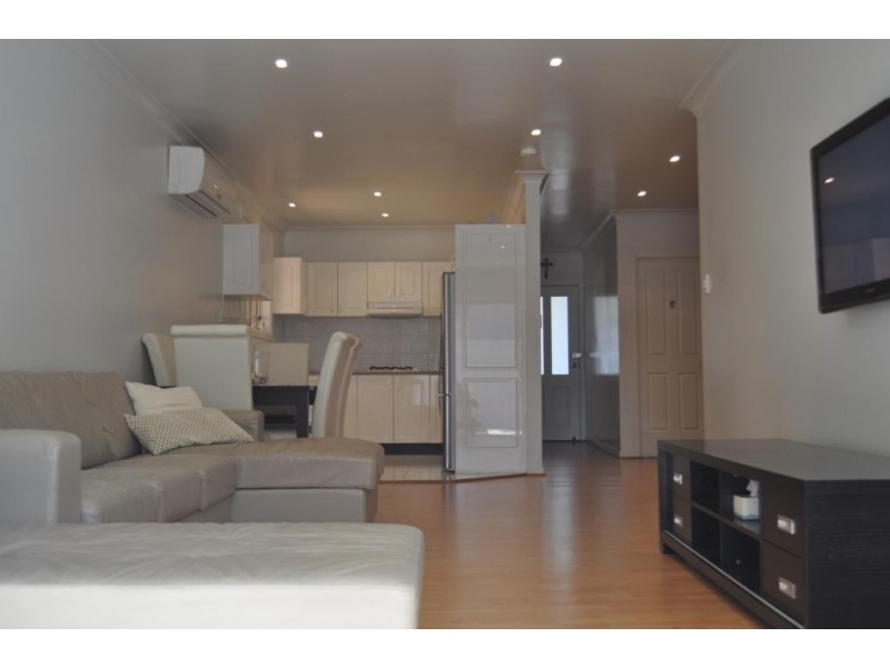 4/277 Cooper Road, Yagoona NSW 2199