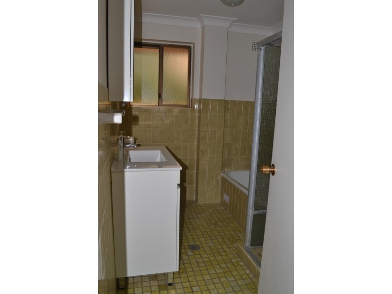 18/28-32 Conway Road, Bankstown NSW 2200