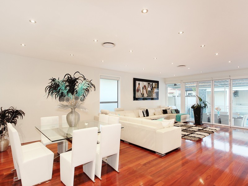 2 Lamson Place, Greenacre NSW 2190