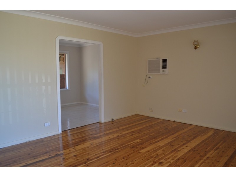 13 Armentieres Avenue, Milperra NSW 2214