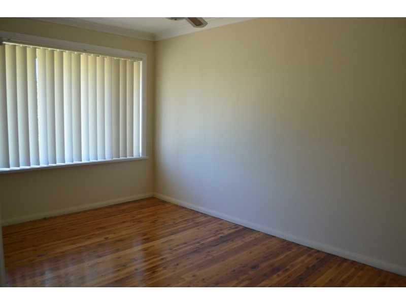 13 Armentieres Avenue, Milperra NSW 2214