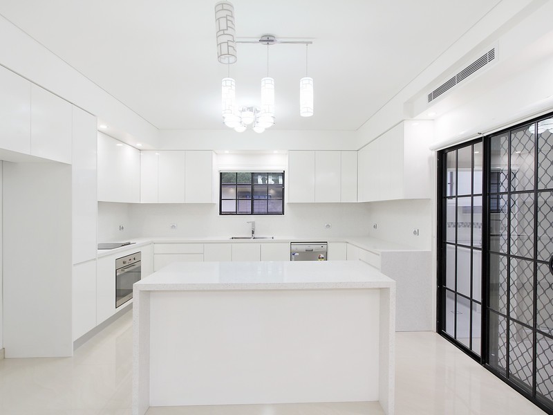 94 Woods Road, Sefton NSW 2162