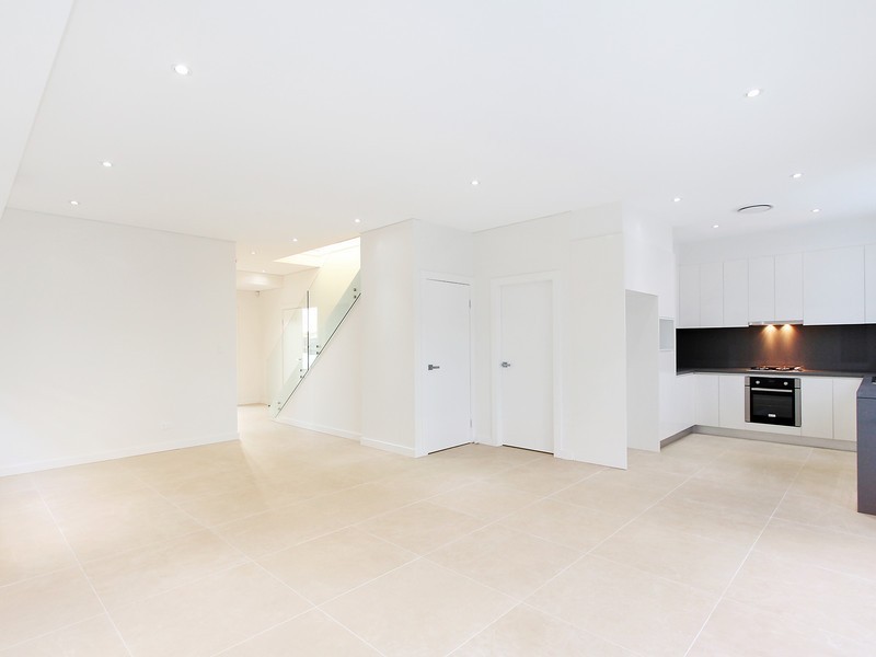 2/65 Woodbine Street, Yagoona NSW 2199