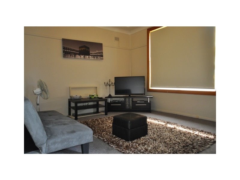 24 Saurine Street, Bankstown NSW 2200