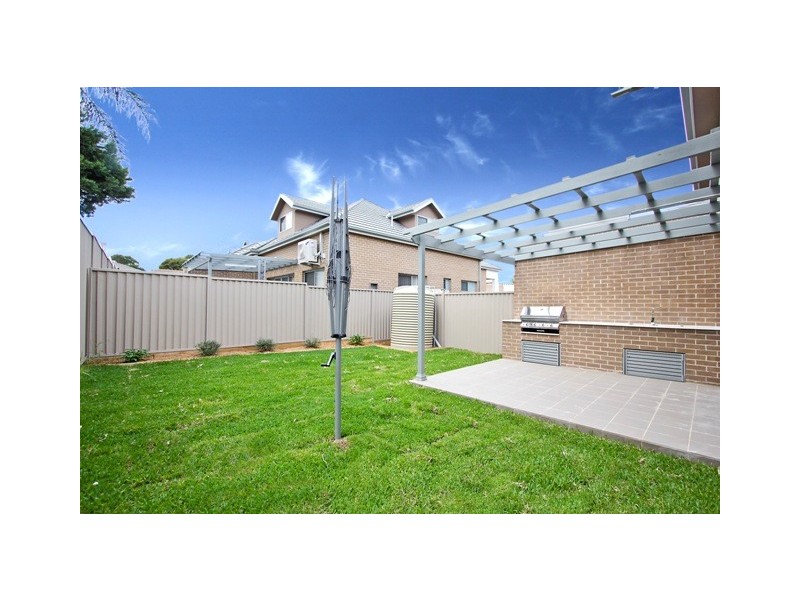 8/15-19 Ellis Street, Condell Park NSW 2200