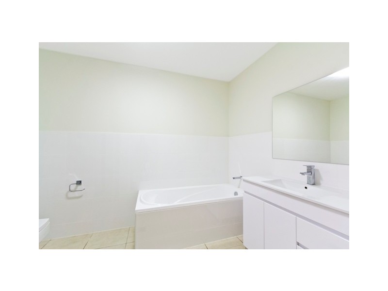 13/15-19 Ellis Street, Condell Park NSW 2200