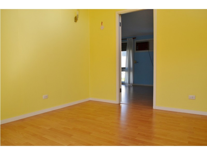 6 Lamson Place, Greenacre NSW 2190
