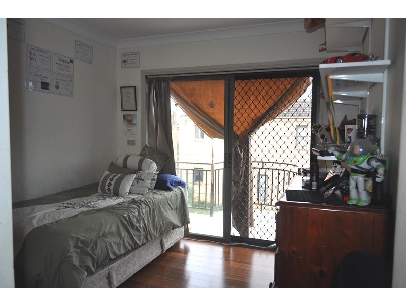 6/114 Highclere Avenue, Punchbowl NSW 2196