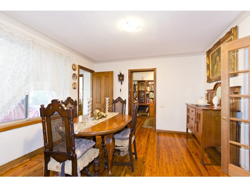 3 Lionel Street, Georges Hall NSW 2198