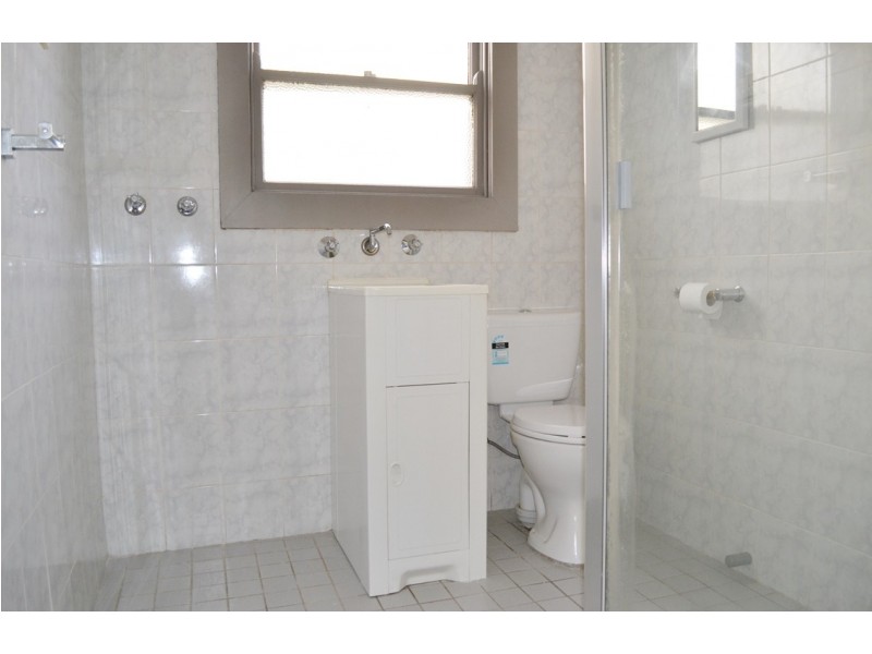 18 Georges Crescent, Georges Hall NSW 2198