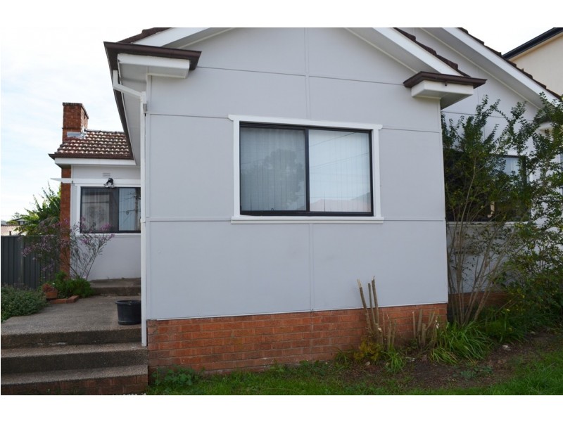 10 Yanderra Street, Condell Park NSW 2200