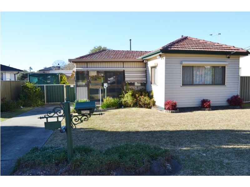 35 Angus Crescent, Yagoona NSW 2199