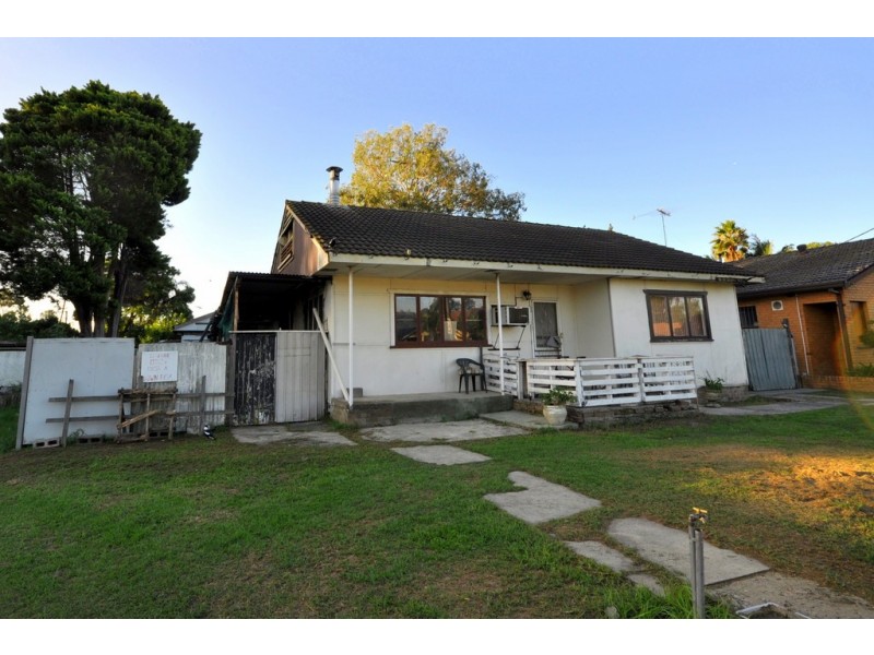 50 Haig Avenue, Georges Hall NSW 2198