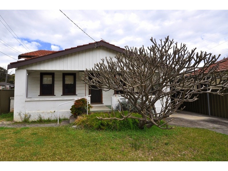 51 Rawson Road, Greenacre NSW 2190