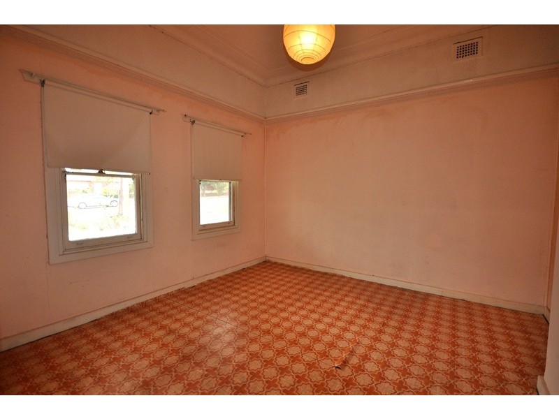 51 Rawson Road, Greenacre NSW 2190