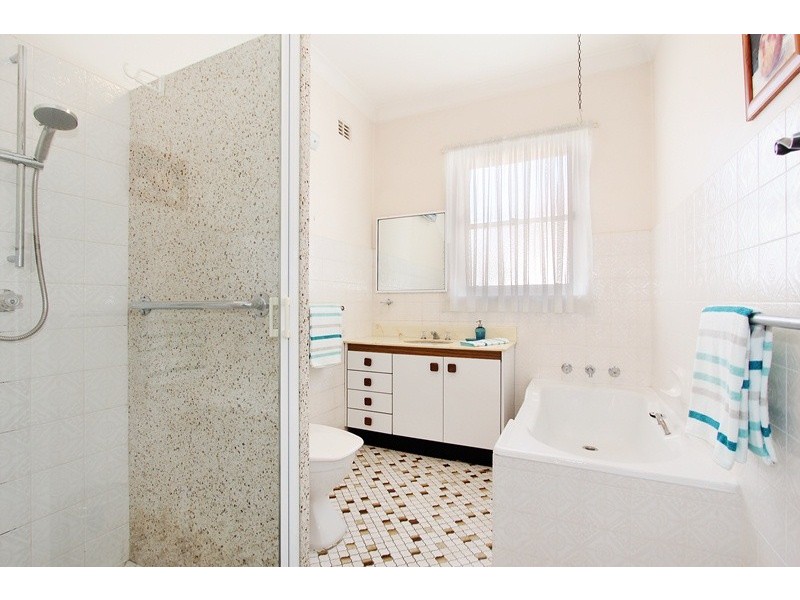 43 Woodbine Street, Yagoona NSW 2199