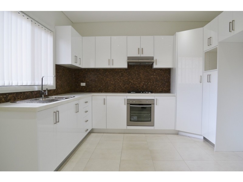 10/15-19 Ellis Street, Condell Park NSW 2200
