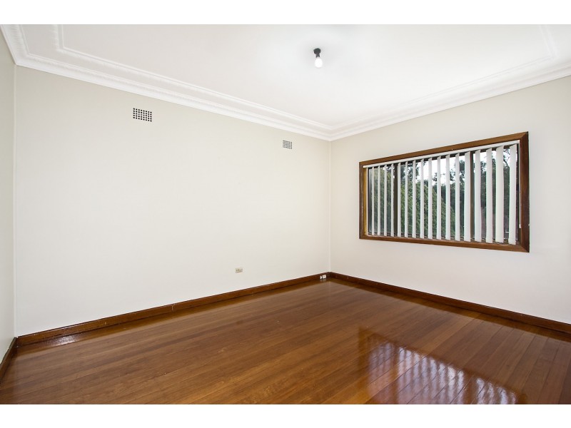 49 Cooper Road, Birrong NSW 2143