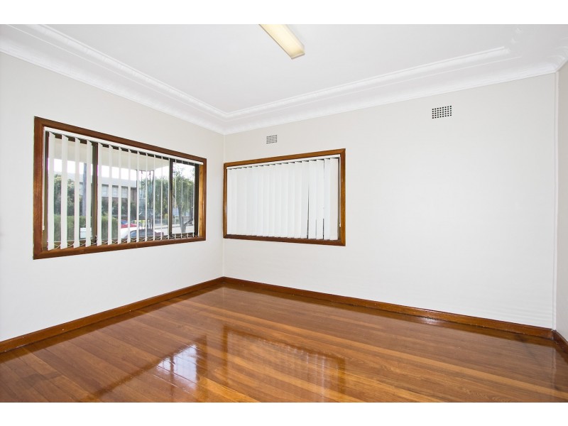 49 Cooper Road, Birrong NSW 2143