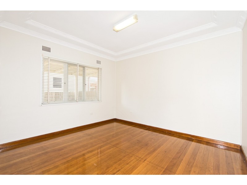 49 Cooper Road, Birrong NSW 2143