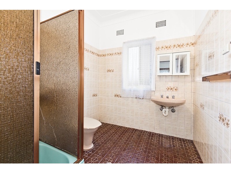 49 Cooper Road, Birrong NSW 2143