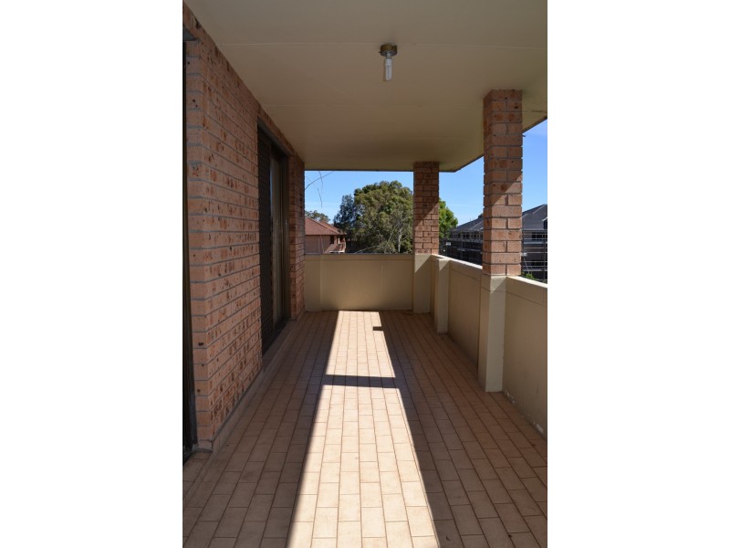 11/118-120 Meredith Street, Bankstown NSW 2200