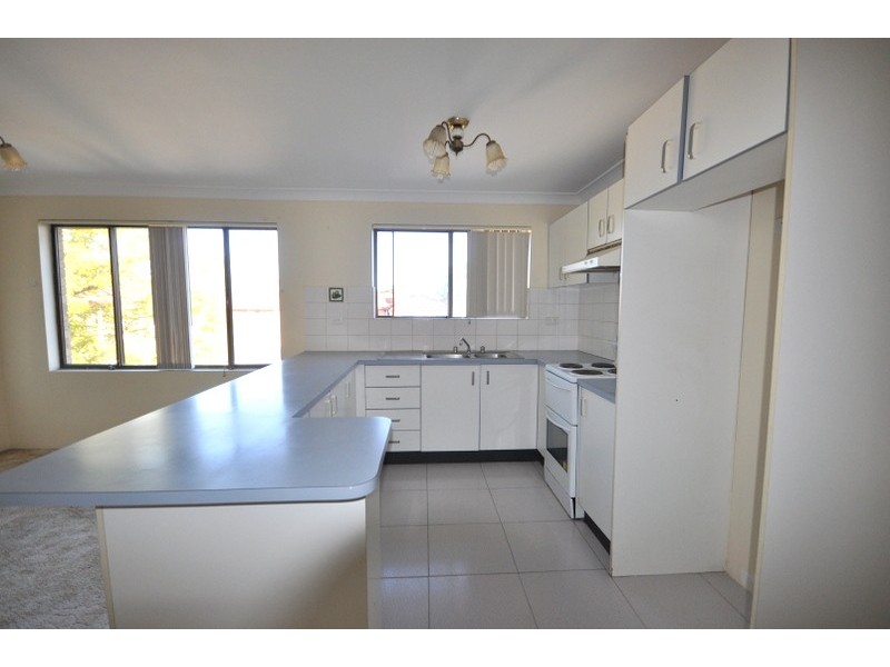 11/118-120 Meredith Street, Bankstown NSW 2200