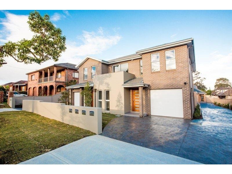 2/100 Taylor Street, Condell Park NSW 2200