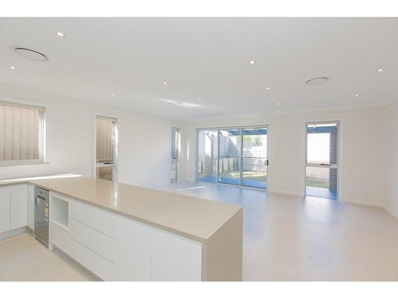 2/100 Taylor Street, Condell Park NSW 2200