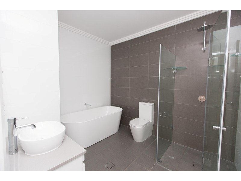 2/100 Taylor Street, Condell Park NSW 2200