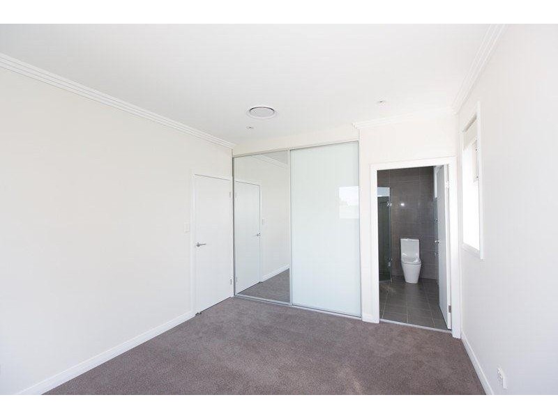 2/100 Taylor Street, Condell Park NSW 2200