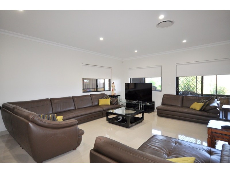 1 Ainslie Place, Condell Park NSW 2200