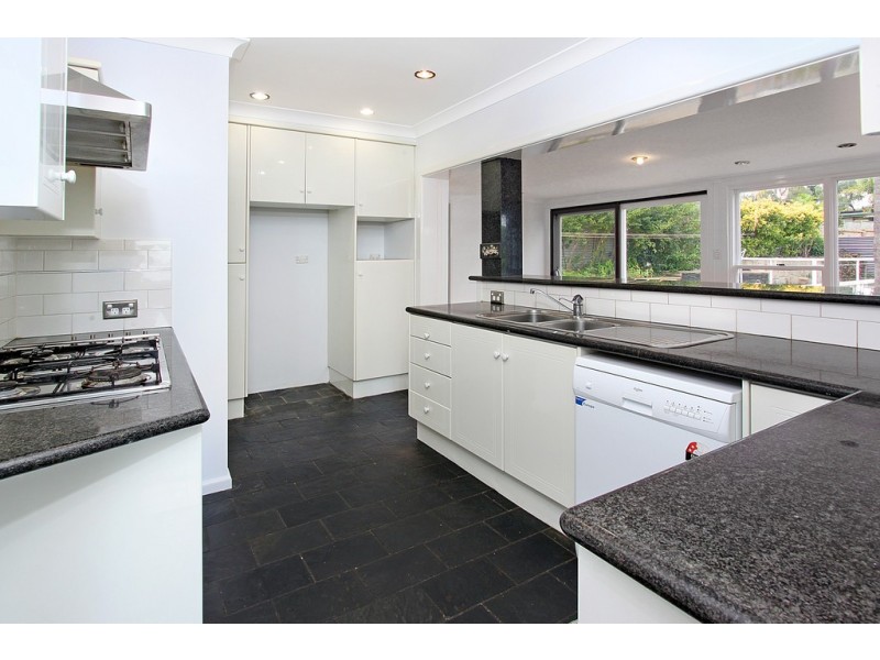 8 Hilltop Avenue, Padstow Heights NSW 2211