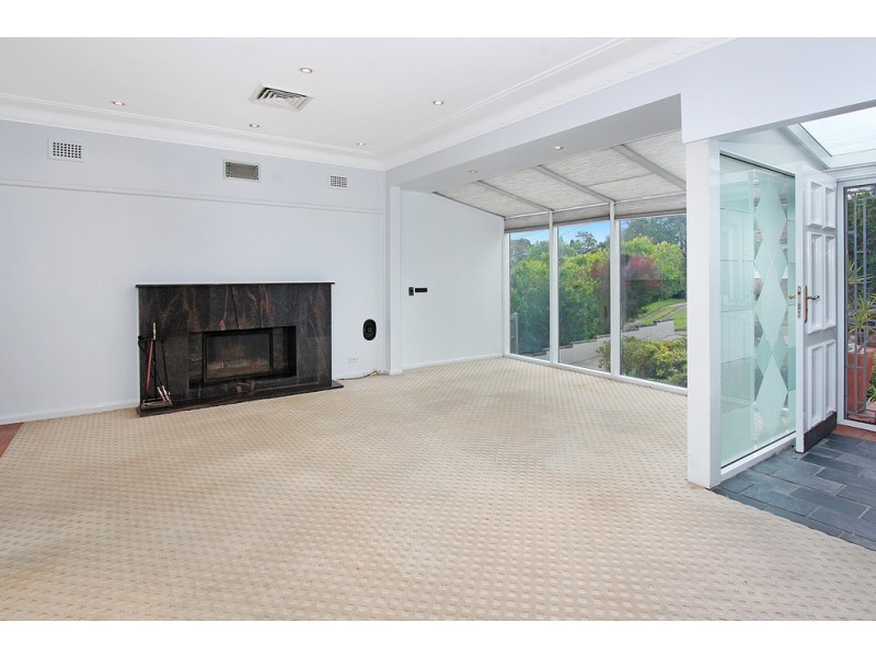 8 Hilltop Avenue, Padstow Heights NSW 2211