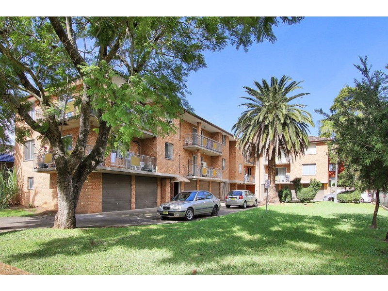 1/64 Eighth Avenue, Campsie NSW 2194