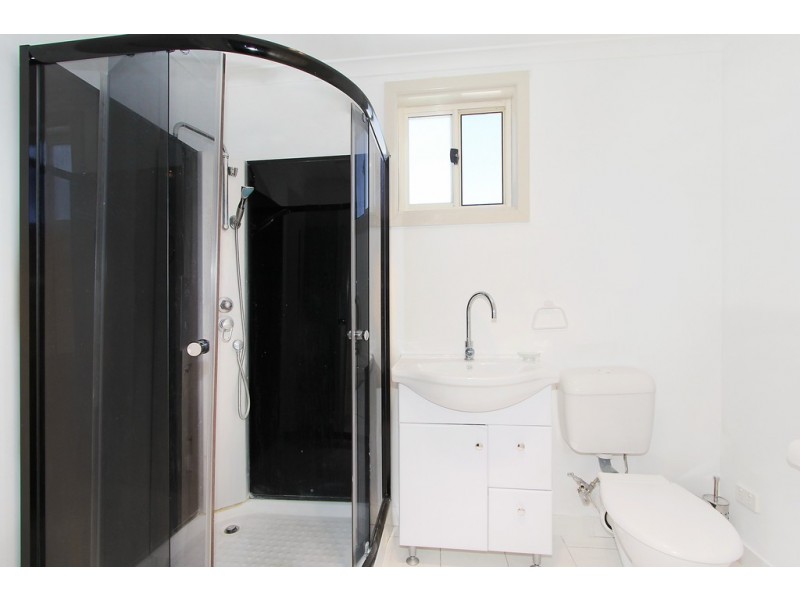 8 Usher Crescent, Sefton NSW 2162