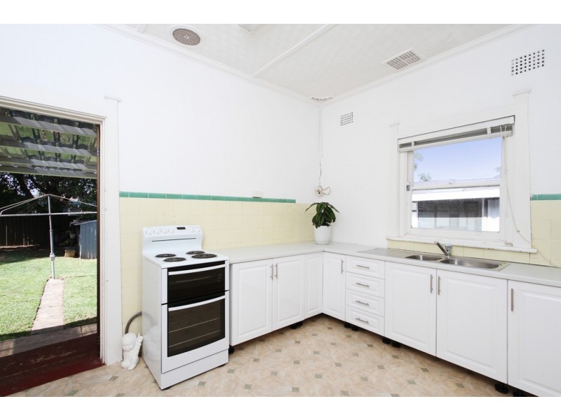 67 Mount Lewis Avenue, Punchbowl NSW 2196