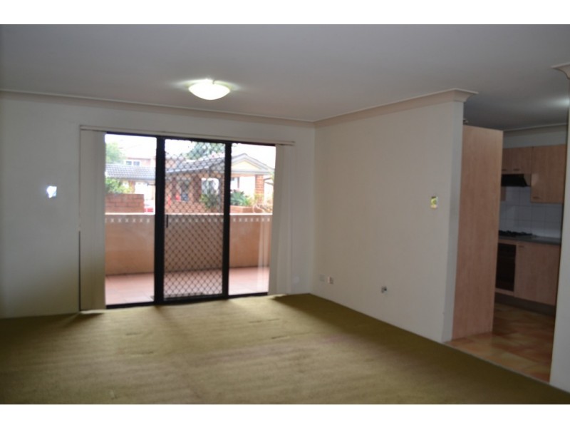14/170-176 Greenacre Road, Bankstown NSW 2200