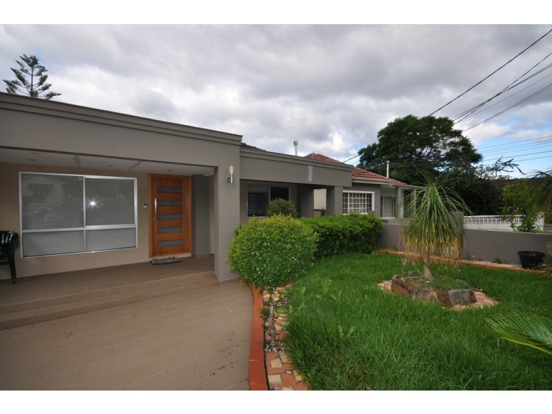 27 Lithgow Avenue, Yagoona NSW 2199