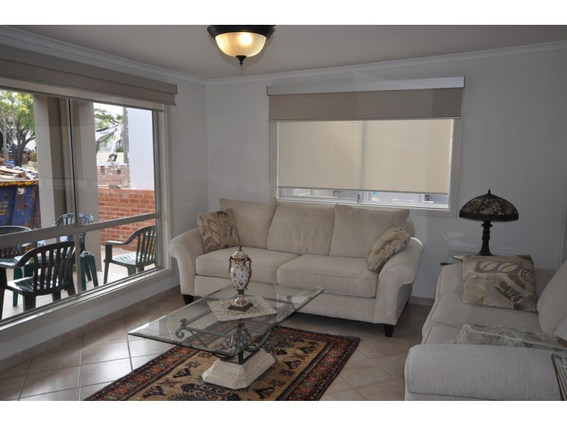 27 Lithgow Avenue, Yagoona NSW 2199